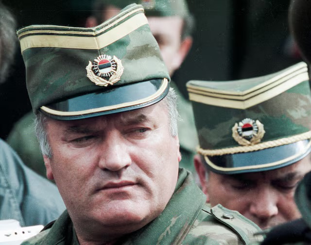 Vdes Ratko Mlladiç   Kasapi i Bosnjës  i dënuar për gjenocid dhe krime lufte