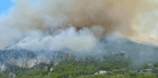 Situata e zjarreve në Pukë përmirësohet, vatrat në Gjegjan të shuara, vijon monitorimi