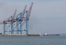 Rusia intensifikon sulmet në Detin e Zi, godet anijen tregtare! Vritet një marinar