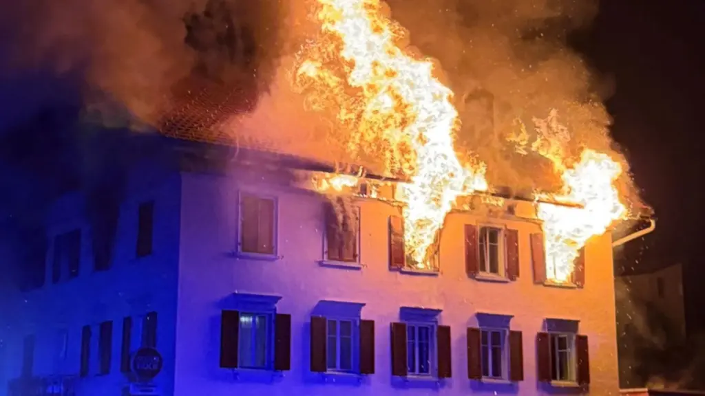 Dy zjarre në një natë në Zvicër  plagosen 19 persona  vijon kërkimi për 5 të zhdukur