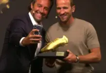 Harry Kane mori në dorëzim ‘Këpucën e Artë’, selfie me Tonin bëhet virale: Meriton Topin e Artë