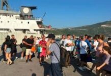Fluks i lartë në Portin e Vlorës, mbi 2 mijë pasagjerë mbërrijnë nga Italia