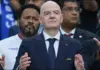 Infantinos i dalin të gjithë kundër, legjendat e futbollit bëhen bashkë për largimin e tij nga posti i presidentit të FIFA-s: Mjaft më