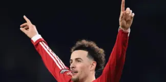 Zhbllokohen negociatat për Curtis Jones, Inter është pranë marrëveshjes me Liverpool