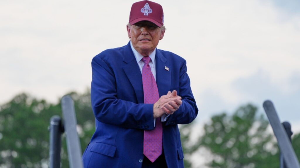  Hormuzi është çminuar plotësisht   Trump paralajmëron Iranin  Çdo anije që vendos mina do të shkatërrohet menjëherë