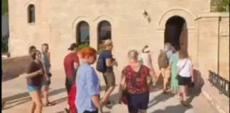 Kryeministri Rama publikon pamje nga Kruja: Atmosferë turistësh në Muzeun “Gjergj Kastrioti Skënderbeu”