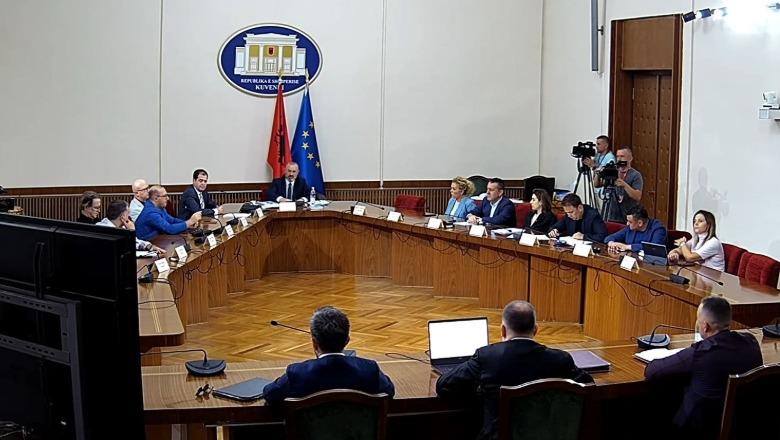 Kreu i SHISH në arrest shtëpie  debate në Komisionin e Ligjeve  PD  Ka rënë shteti  siguria kombëtare është cenuar 