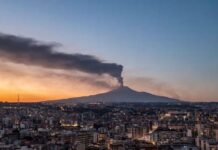 Itali/ Hiri i vullkanit Etna paralizon aeroportin e Katanias për të dytën ditë radhazi, pezullohen të gjitha fluturimet deri në mesnatë
