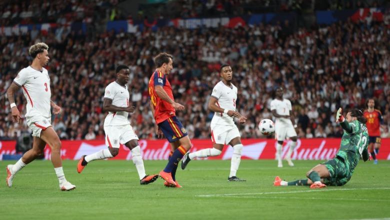 Gabime e përmbysje  Anglia bie në Wembley ndaj Spanjës kampione bote