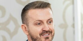 Flamuri shqiptar nuk është kërcënim për askënd/ Ndalimi i shqiptarëve në Malin e Zi, reagon ministri Dukaj: Ligji duhet të jetë i njëjtë për të gjithë, të respektohen simbolet kombëtare