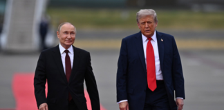 NYT: Trump po shqyrton marrëveshje tregtare me Putinin përpara përfundimit të luftës