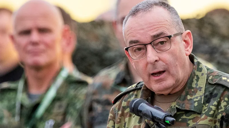 Gjenerali që shërbeu në Kosovë zgjidhet drejtues i Komitetit Ushtarak të NATO s