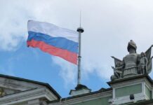 Kremlini: Bisedimet trepalëshe SHBA-Rusi-Ukrainë mund të zhvillohen në tetor