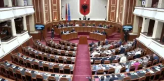 Sesion i ri, beteja të vjetra! Kuvendi rikthehet më 8 shtator, PS përgatit hartën me 46 bashki, PD paralajmëron betejë në Kushtetuese