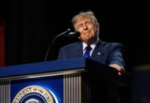 Miratimi për punën e Presidentit Trump nga votuesit e tij në pikën më të ulët