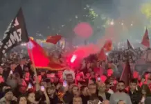 Dënimi i ish-liderëve të UÇK-së në Hagë, qytetarët ngrihen në protestë, mbushin rrugët e Prishtinës