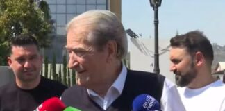 Berisha ekzaltohet nga RINASI që po shkon në SHBA, merr gazetarët për reklamë