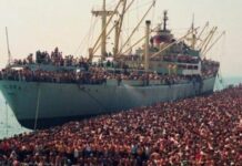 Ndahet nga jeta fotoreporteri italian që dokumentoi mbërritjen e anijes “Vlora” në Bari