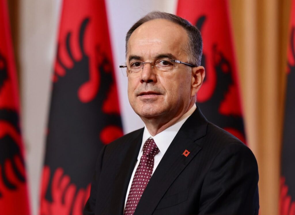 Begaj mesazh për sesionin e ri parlamentar  Përgjegjësia ndaj Shqipërisë është e përbashkët