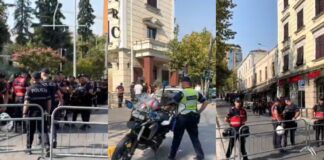 Protesta para Parlamentit, policia merr masa dhe rrethon zonën