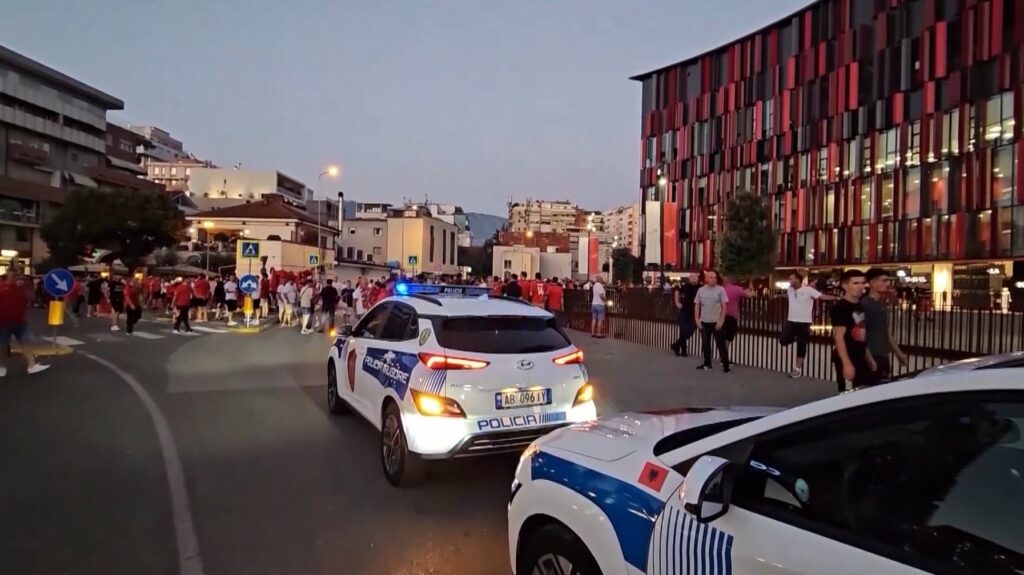 Ndeshja Shqipëri Bjellorusi  policia plan masash  Ja rrugët që do të kufizohet qarkullimi