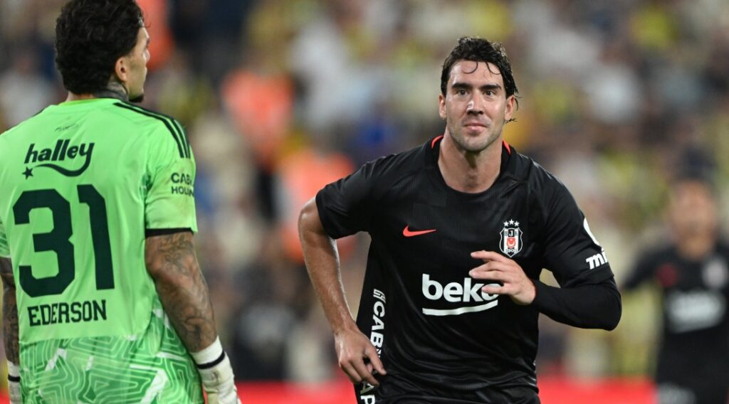 Video  Vlahovic i jep fitoren e madhe Besiktas në derbin ndaj Fenerbahce