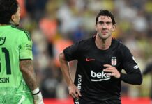 Video/ Vlahovic i jep fitoren e madhe Besiktas në derbin ndaj Fenerbahce