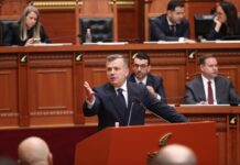 Balla kundërshton kërkesën e PD-së për shtyrjen e ligjit të magjistratëve: “Hipokrite, sot votojmë”