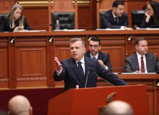 Balla kundërshton kërkesën e PD-së për shtyrjen e ligjit të magjistratëve: “Hipokrite, sot votojmë”