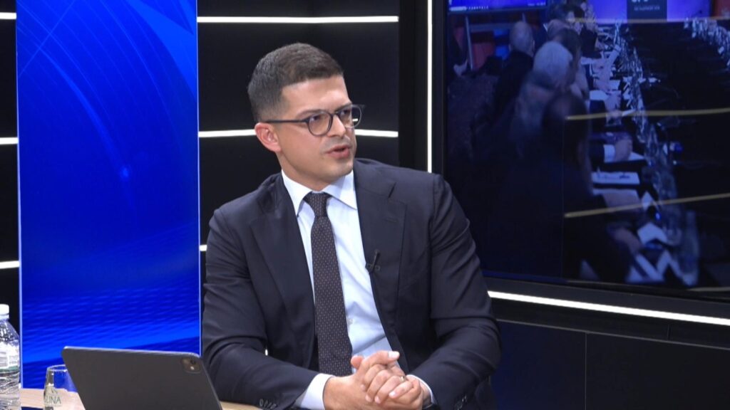 Skandali me Vlora Hysenin  ish ministri Vengu në  Koha Jonë Debat   S ka shkas për festën e prangave  as për gjyqe publike