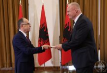 Dalin fotot, Begaj pret Ambasadorin e ri të SHBA Eric Wendt: Partneritet i pazëvendësueshëm
