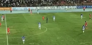 Skënderbeu reagon në Korçë, Tirana me 10 lojtarë shpëtohet nga shtylla, barazon 1-1