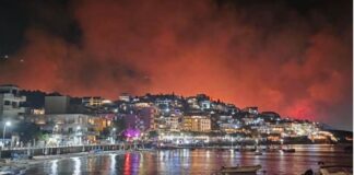 Himarë nën flakë, 7 banesa shkrumbohen gjatë natës! Ndërhyrja vijon edhe me helikopter