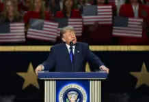 Trump premtoi 5 mijë dollarë për çdo amerikan nëse republikanët fitojnë zgjedhjet e nëntorit, sa i ligjshëm është shpërblimi që garanton presidenti nëse triumfon?