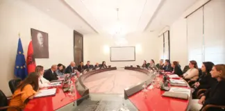 Mbledhja e qeverisë/ Miratohen disa vendime dhe projektligje, nga mbrojtja e mjedisit te objektet e konfiskuara dhe tatimet