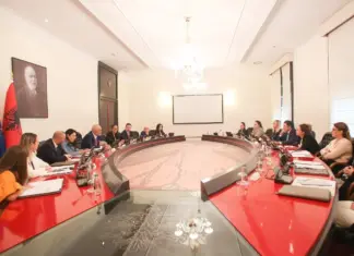 Mbledhja e qeverisë/ Miratohen disa vendime dhe projektligje, nga mbrojtja e mjedisit te objektet e konfiskuara dhe tatimet