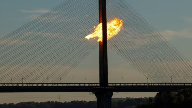 Sulme të reja ruse në Kiev  goditet ura mbi lumin Dnipro  mijëra persona largohen nga kryeqyteti