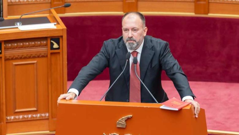 Mazniku i përgjigjet Braçes  Lushnja kryen funksione që Divjaka nuk i bën
