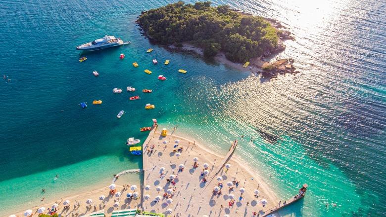 Riviera Shqiptare në vëmendjen e medias amerikane  Alternativa që rivalizon Santorinin