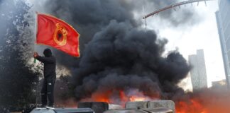Veteranët: Vandalët të mos përdorin flamurin e UÇK-së!