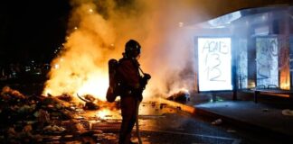 “Vandalët paguajnë”/ Macron kërkon gjoba deri në 10 mijë euro edhe për protestuesit që s’i kanë shkaktuar vetë dëmet