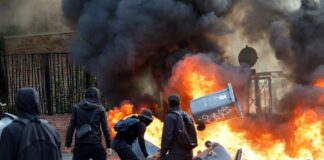 Protestat e nxënësve dalin jashtë kontrollit në Francë, 400 shkolla të mbyllura, 100 të plagosur, 2 mijë të arrestuar