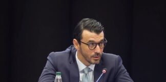 Karakaçi: Po përgatitim kontratën e shërbimit për transportin hekurudhor Tiranë-Durrës-Rinas, përcaktohen oraret dhe financimi