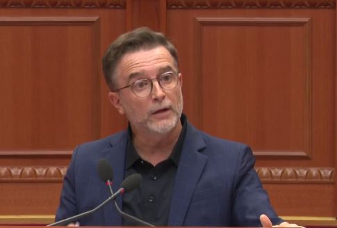 Braçe bllokon foltoren  kundërshton propozimin e PS për  Territorialen   S është reformë  janë shkelur parimet  S ka pasur transparencë  kompetencat që u janë lënë bashkive janë banale