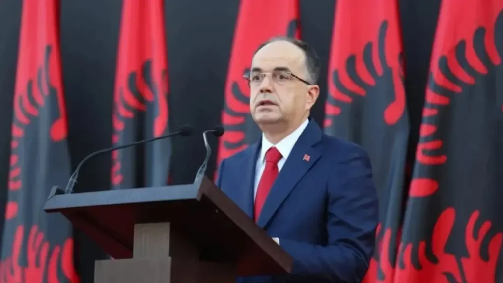 Protestat e studentëve  reagon presidenti Begaj  Ndjek me shqetësim përshkallëzimin e tensioneve  palët të veprojnë me vetëpërmbajtje