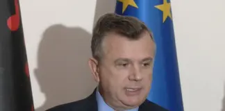 Protestat e dhunshme, Balla pas mbledhjes së Grupit të PS-së: Gjaku i policëve është gjaku i shtetit, të miturit të mos përdoren ‘mish për top’