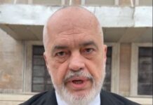 Rama vendos sërish ‘karriget e dialogut’ para Kryeministrisë: Dora ime është e shtrirë për këdo që mendon ndryshe! Distancohuni nga dhuna, kush dëmton do e paguaj