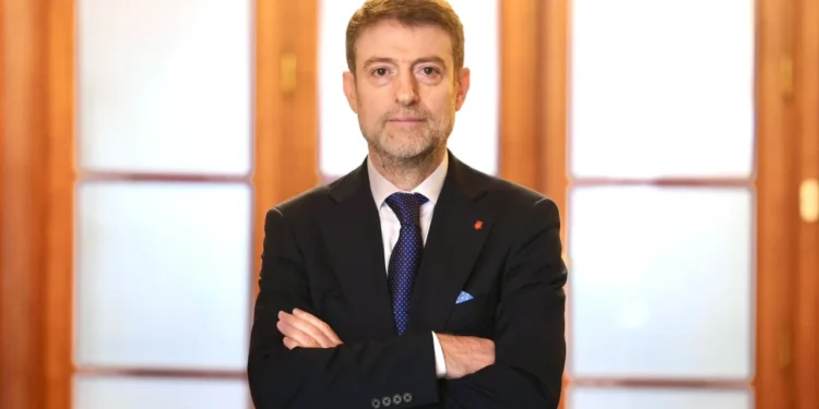 Sot zgjedhjet në Serbi  ministri Hoxha thirrje shqiptarëve të Luginës së Preshevës  Merrni pjesë në votime  zëri juaj ka peshë