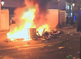 Trazirat dhe plaçkitjet në Barcelonë, arrestohen 128 persona