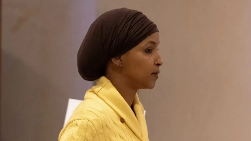 Ilhan Omar pas bastisjes së shtëpisë  Kam frikë për jetën time dhe nuk mund të jetoj më aty me fëmijët